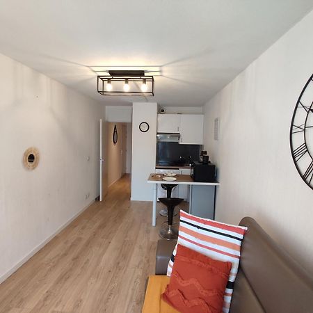 Appartement Climatise Avec Parking A 6Min A Pied De La Gare St Charles Marseille Exterior photo