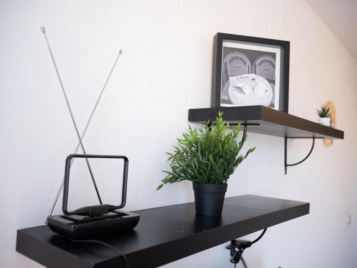 Appartement Climatise Avec Parking A 6Min A Pied De La Gare St Charles Marseille Exterior photo