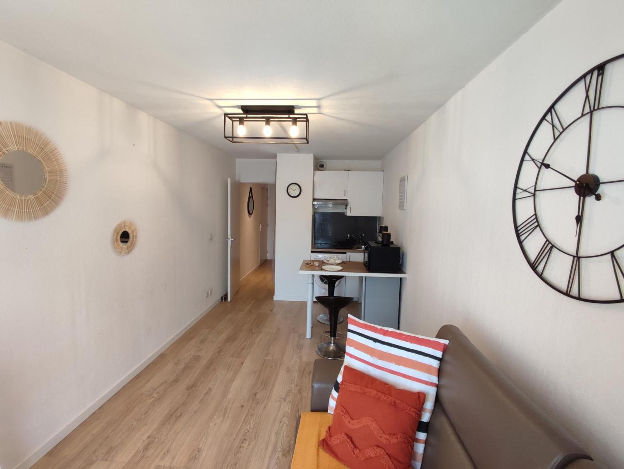 Appartement Climatise Avec Parking A 6Min A Pied De La Gare St Charles Marseille Exterior photo